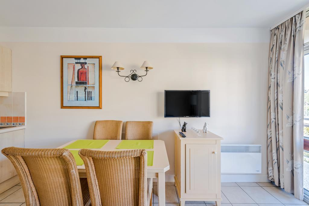 Residence Heliotel Marine - Maeva Home Saint-Laurent-du-Var Exterior photo